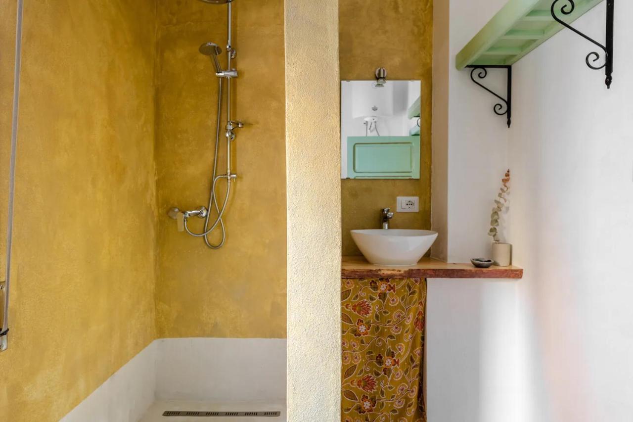 Duas Pedras, Private Apartment In The Heart Of Bosa Exterior foto