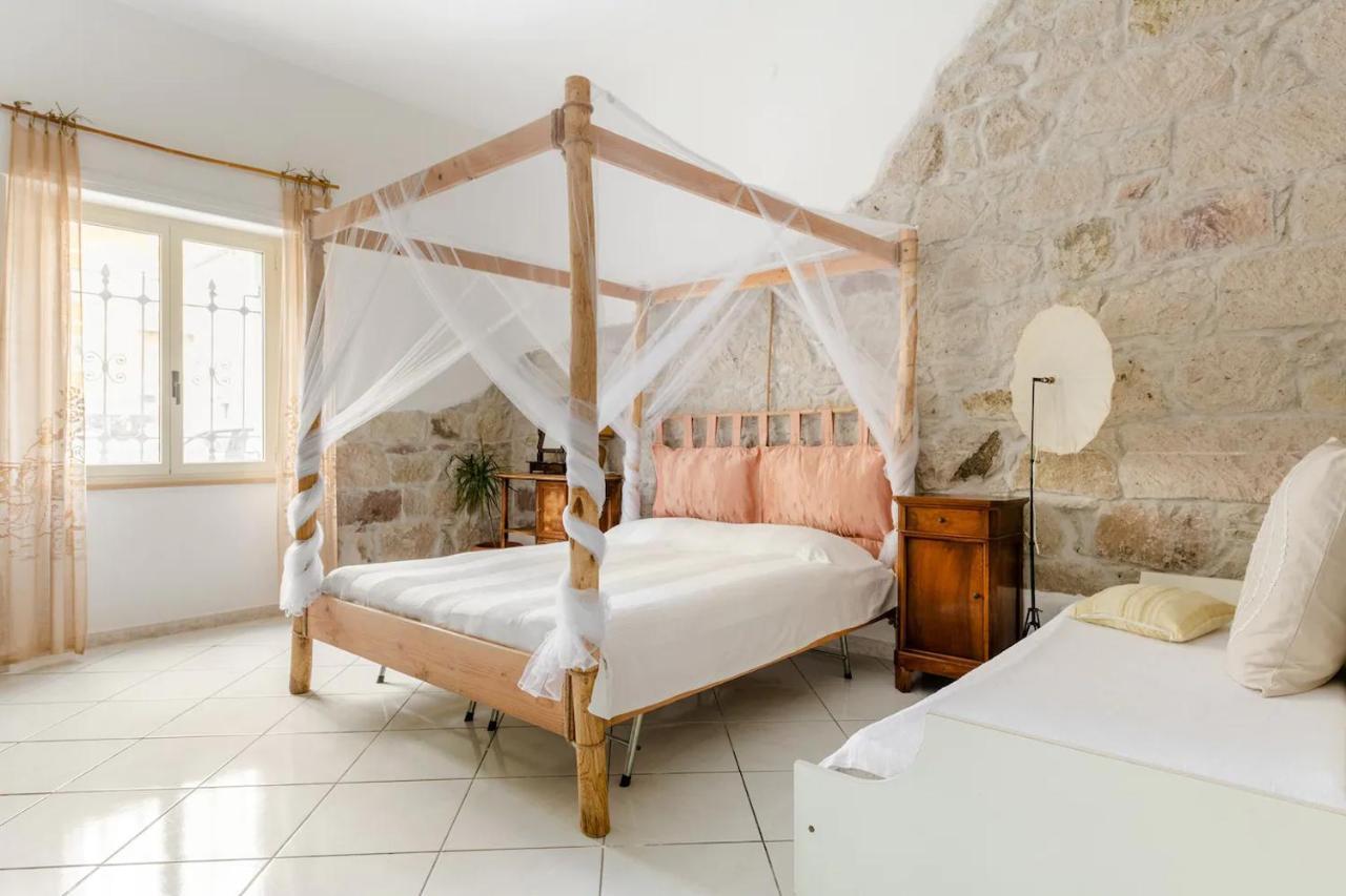 Duas Pedras, Private Apartment In The Heart Of Bosa Exterior foto